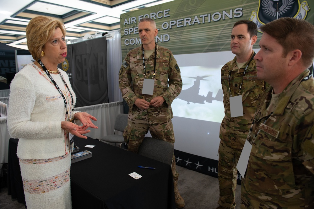 USSOCOM collaborates with industry and presents special operations capabilities during 2018 Special Operations Forces Industry Conference