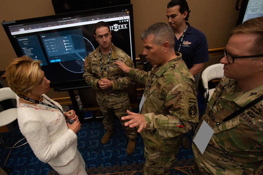 USSOCOM collaborates with industry and presents special operations capabilities during 2018 Special Operations Forces Industry Conference