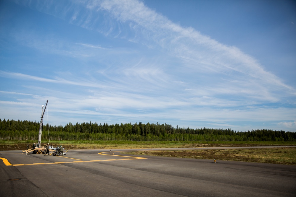 Exercise Frozen Reindeer: VMU-2 Flight Operations