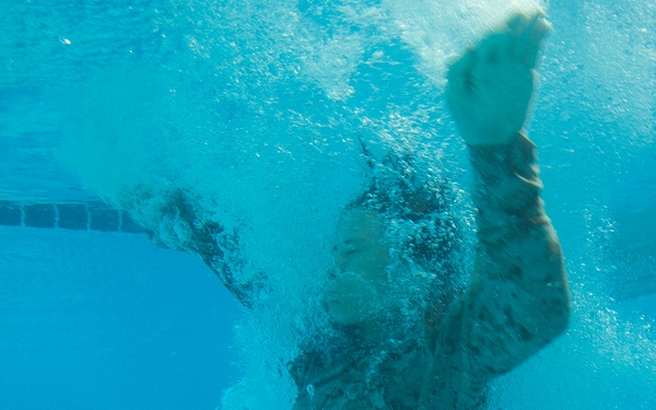 Alpha &amp; Oscar Company Swim Qualification