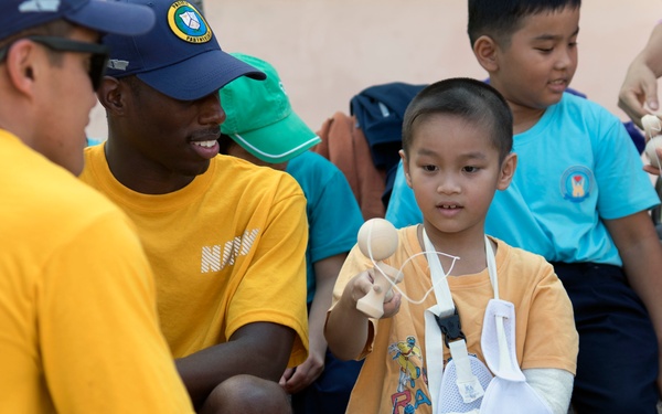 PP18 crew visit Khanh Hoa Social Protection Center