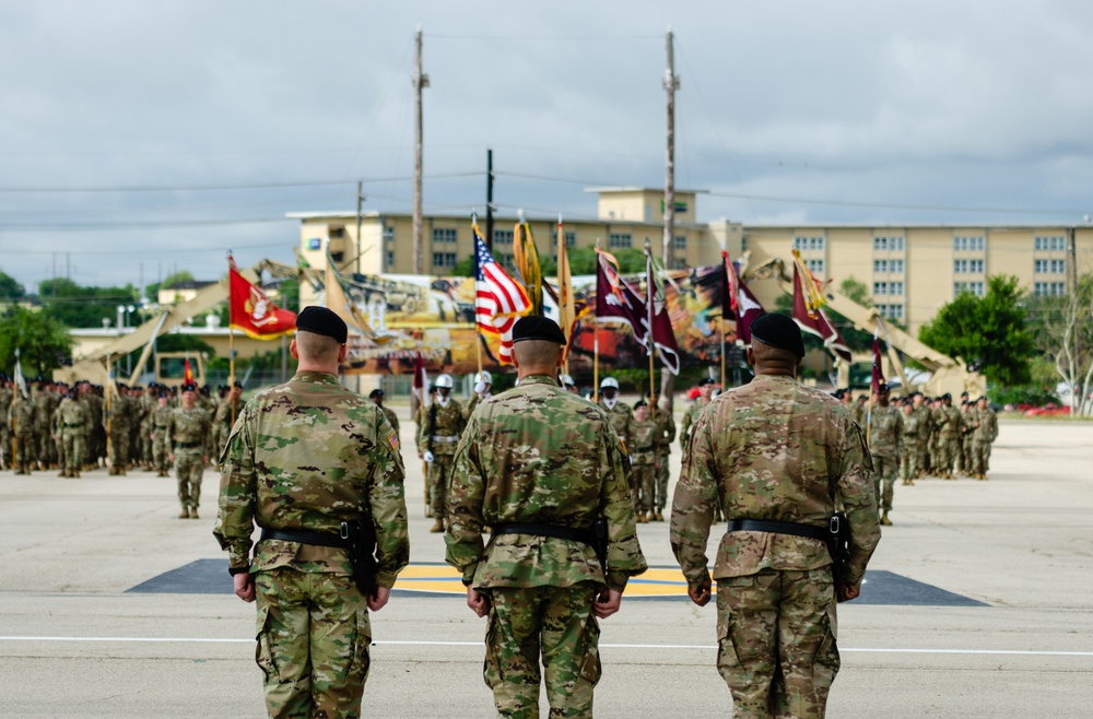 13th ESC Welcomes a New Commanding General