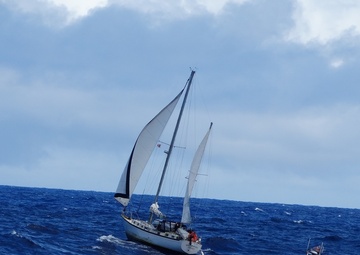 Coast Guard assists Canadian mariner in distress off Big Island of Hawaii