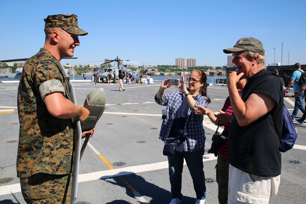 Welcome aboard: Service members host ship tour during Fleet Week New York