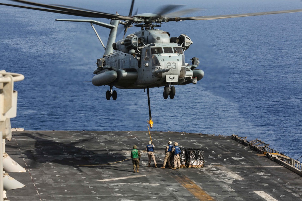 DVIDS - Images - Do you even lift bro? VMM-162 (Reinforced) and CLB-26 ...