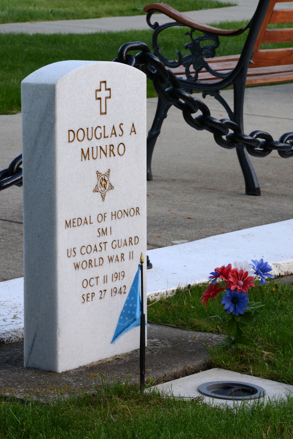 Douglas Munro gravesite and memorial in Cle Elum, Wash.