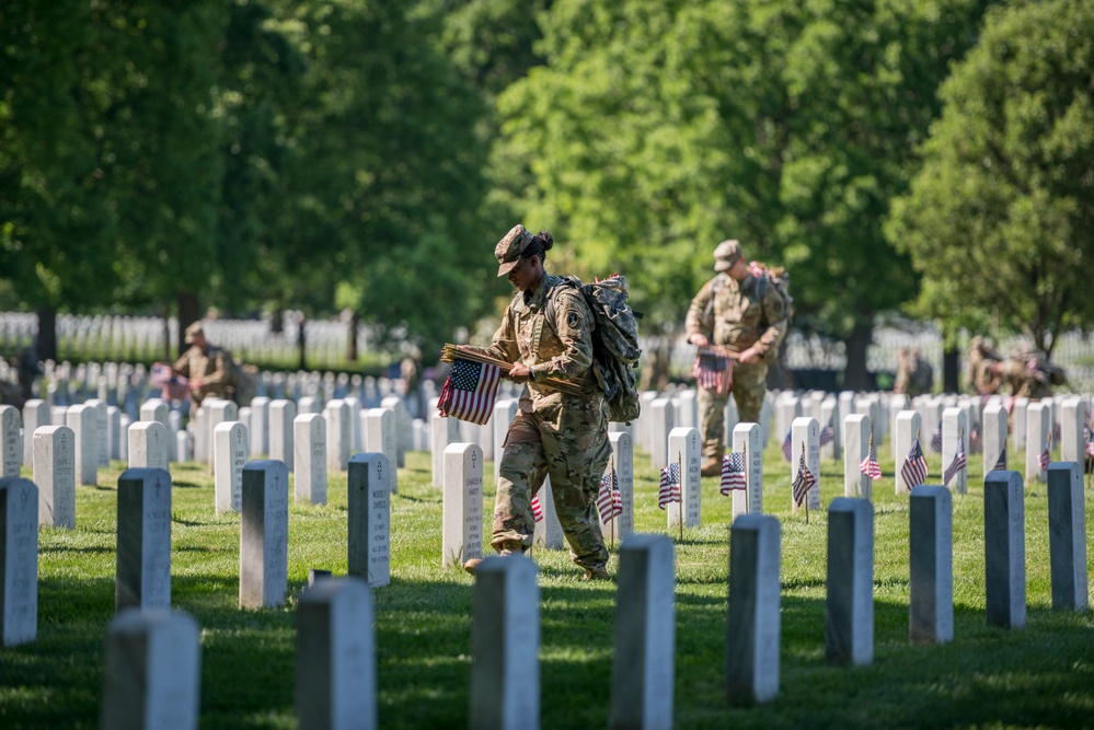 Old Guard Soldiers Participate in Flags In 2018