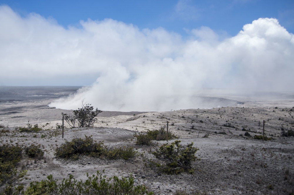 Ash Emissions Continue at Kilauea Summit