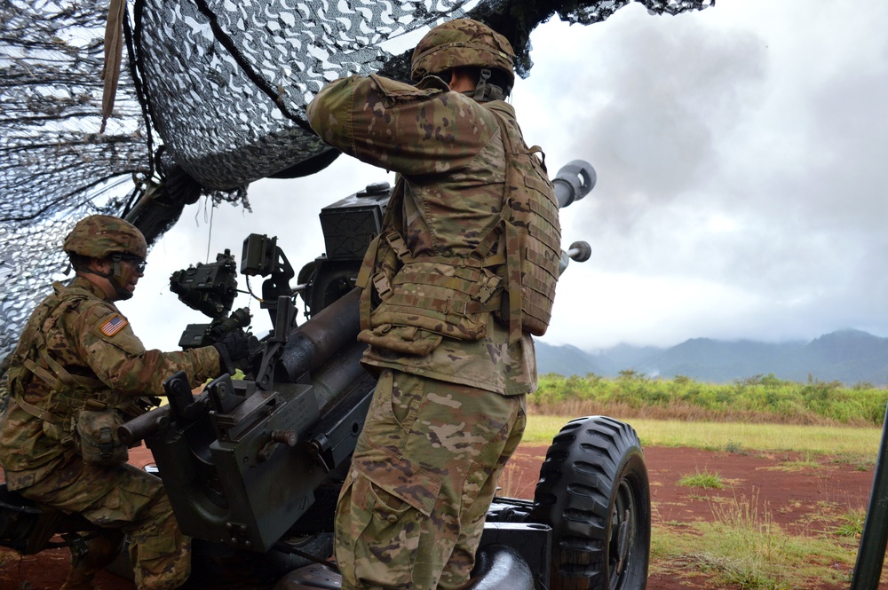 Soldiers fire artillery during Tiger Balm 18 live fire exercise