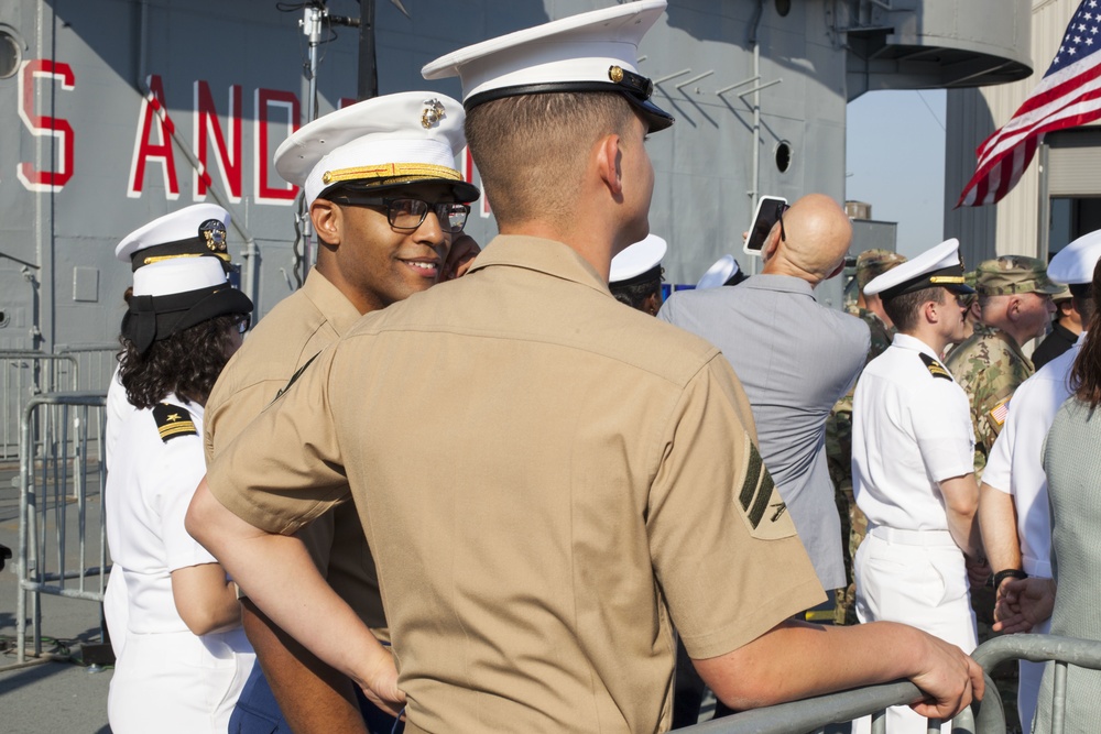 Marines, Sailors, Coast Guardsmen and Soldiers attend a Fox &amp; Friends hosted concert