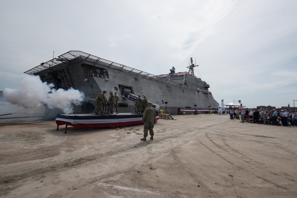 DVIDS - Images - USS Manchester (LCS 14) Commissioning [Image 1 of 34]