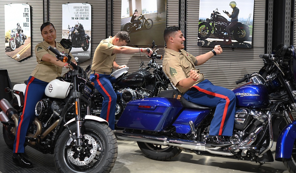 DVIDS Images Jump Start Fleet Week with the USO and Harley Davidson