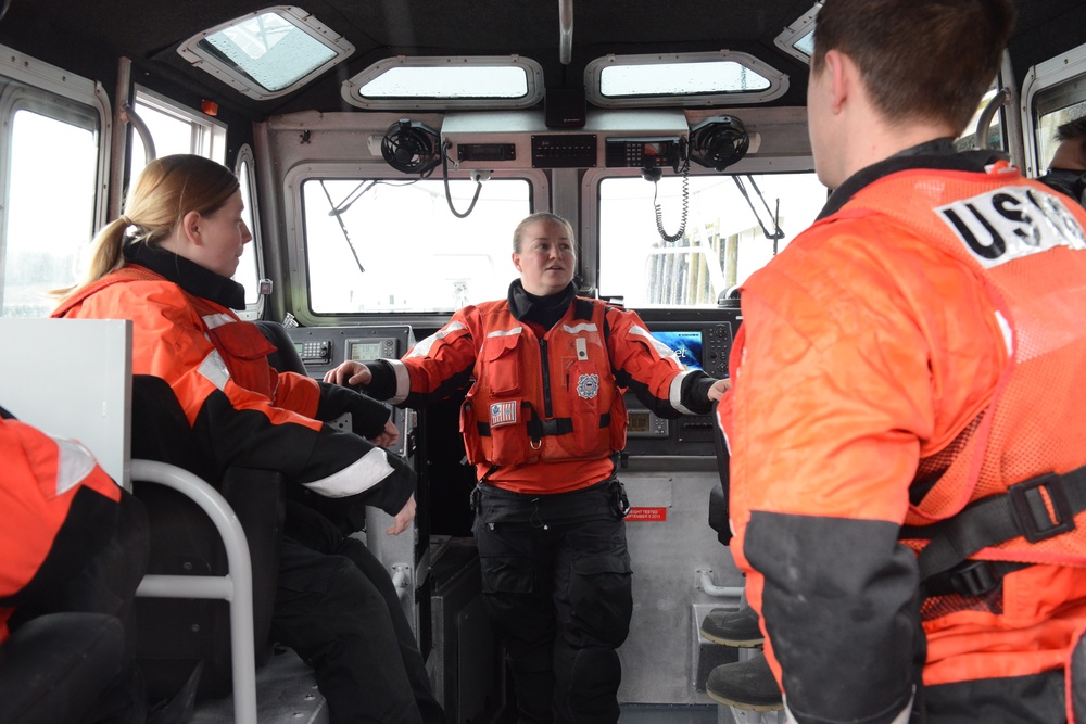 Coast Guard Aids to Navigation Team prepares for SAR Demonstration