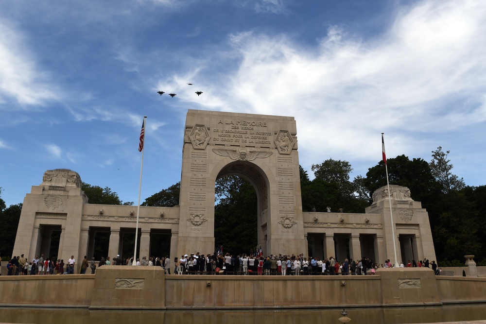 Honoring the Fallen at Lafayette Escadrille Memorial