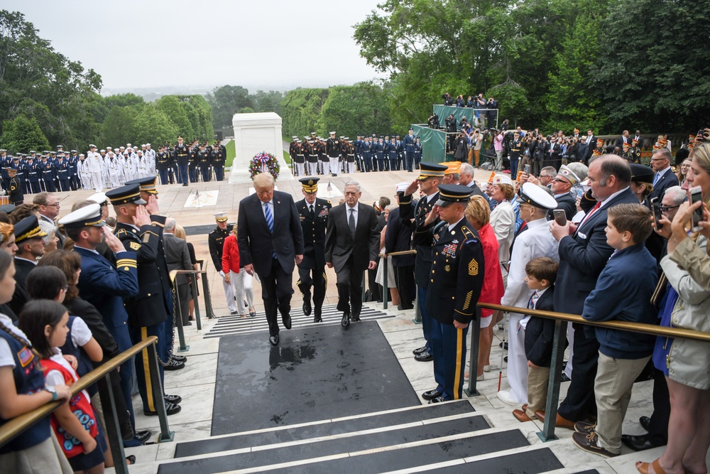 SD hosts POTUS for Memorial Day ceremony at ANC