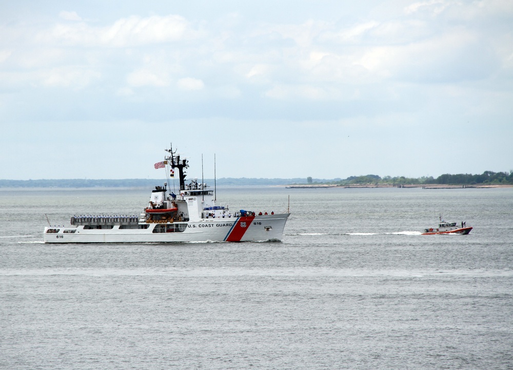 U.S. Coast Guard Cutter Diligence participates in New York City's Fleet Week 2018 Parade of Ships