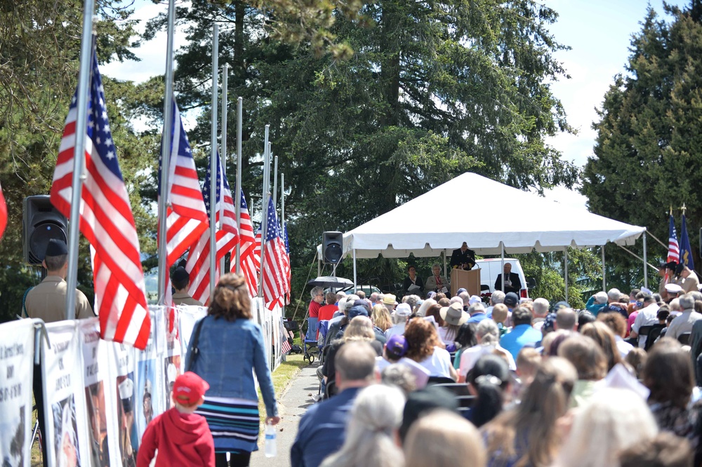 Memorial Day at Evergreen Cemetery