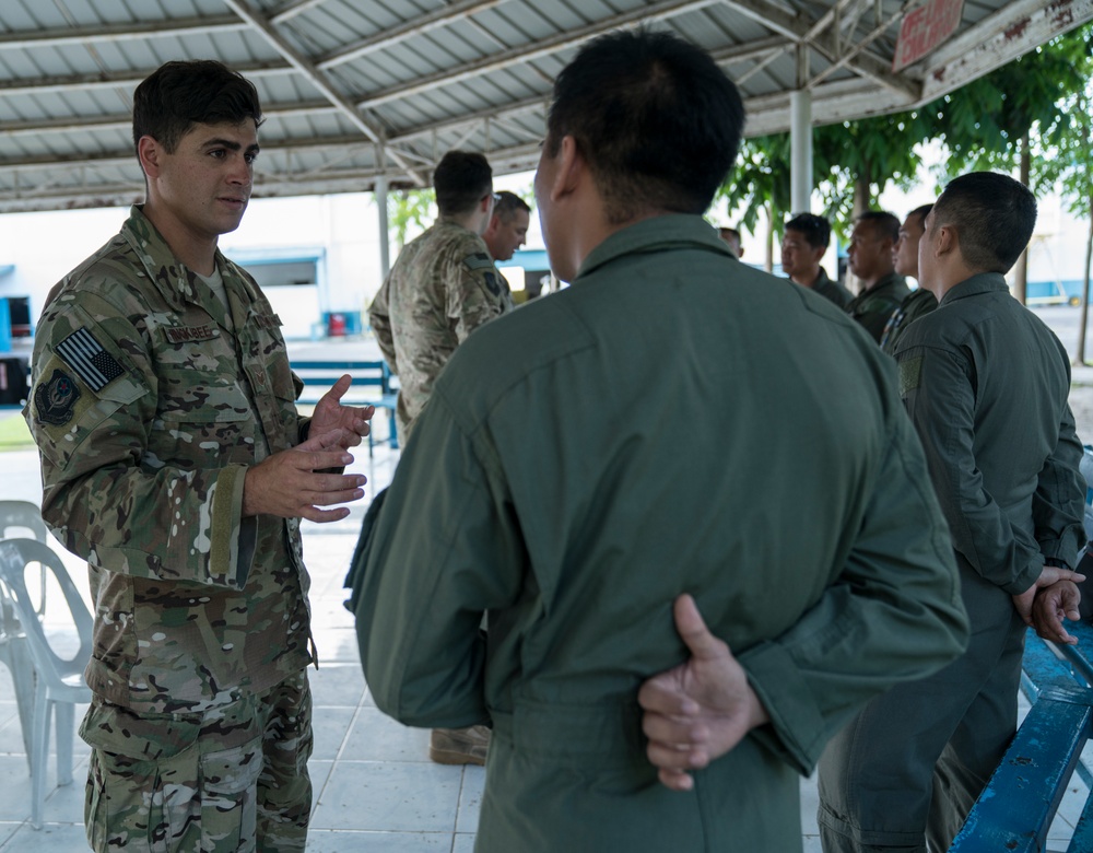 353rd SOG engages with Philippine C-130 partners