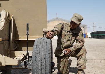 Task Force Grizzly Soldier uses artistic skills for mission success