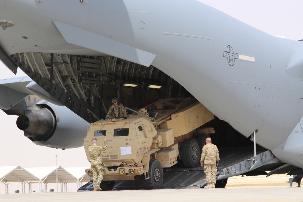 U.S., U.A.E artillery movement exercise demonstrates speed, coordination