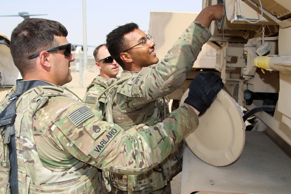 U.S., U.A.E artillery movement exercise demonstrates speed, coordination