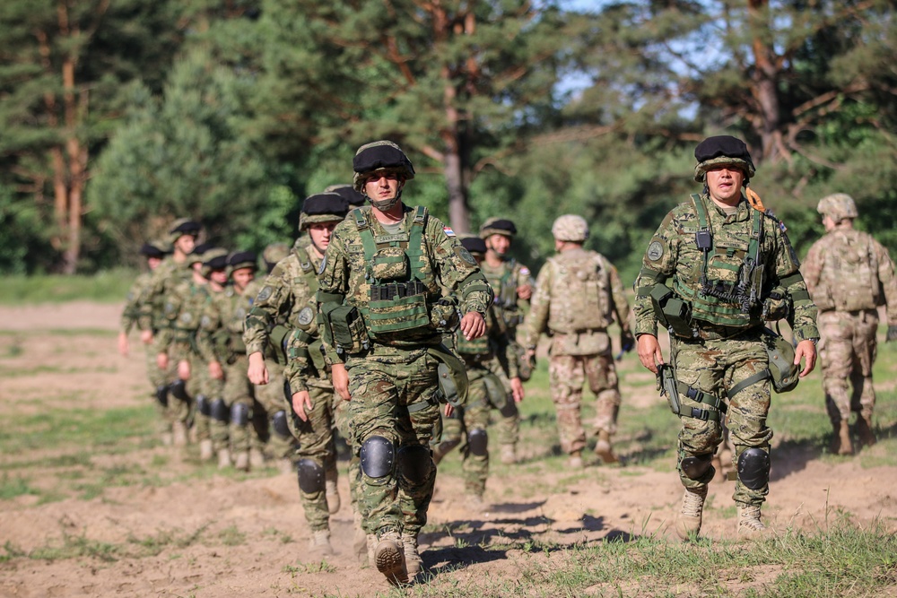 Battle Group Poland Training with Croatian Delegation