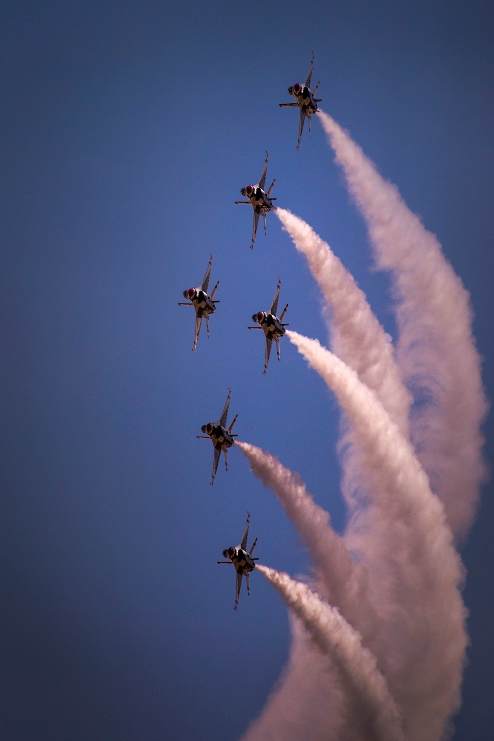 Thunderbirds practice for 2018 Cannon Air Show, Space and Tech Fest