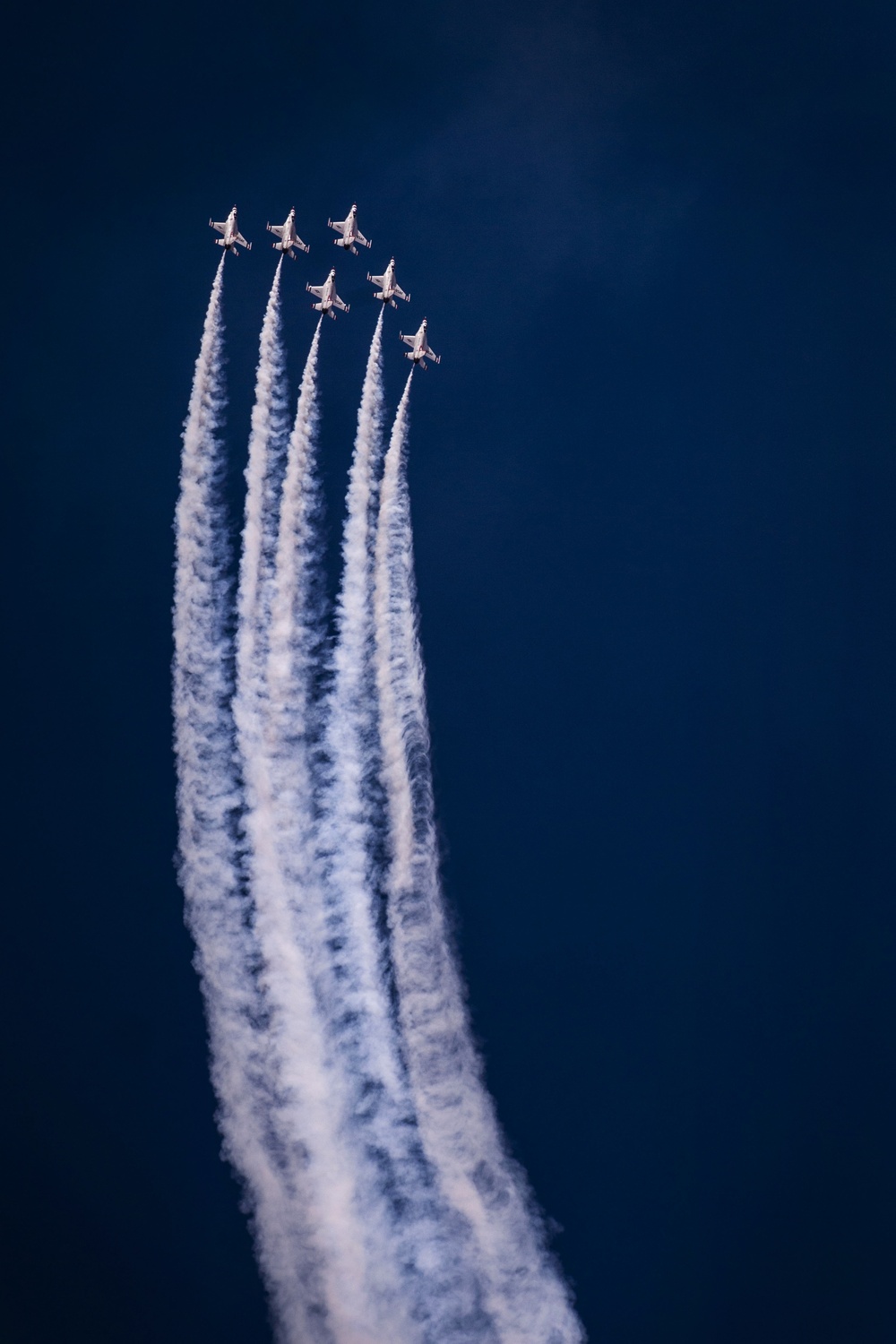 Thunderbirds practice for 2018 Cannon Air Show, Space and Tech Fest