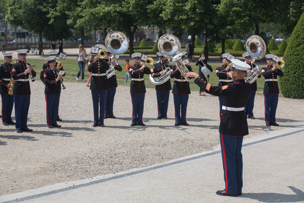 2d Marine Division Band performs at Les Invalides, May 22, 2018