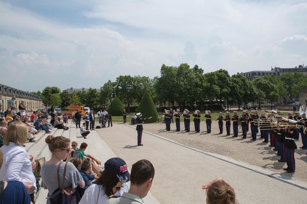 2d Marine Division Band performs at Les Invalides, May 22, 2018