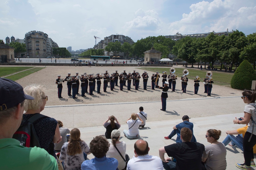 2d Marine Division Band performs at Les Invalides, May 22, 2018