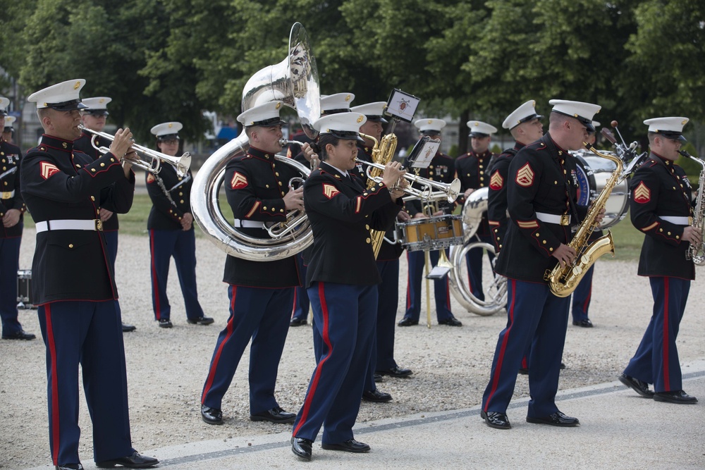 2d Marine Division Band performs at Les Invalides, May 22, 2018