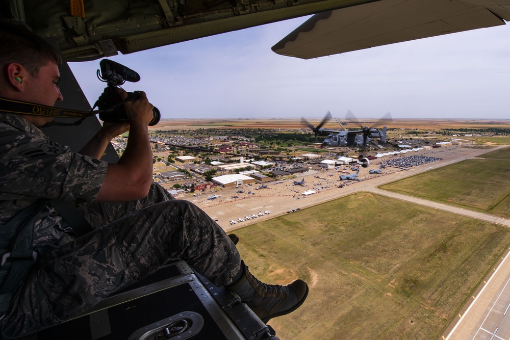 DVIDS Images Cannon's air show rocks Memorial Day Weekend [Image 5