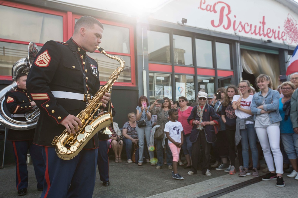 2d Marine Division Band performs at Chateau-Thierry, May 23, 2018