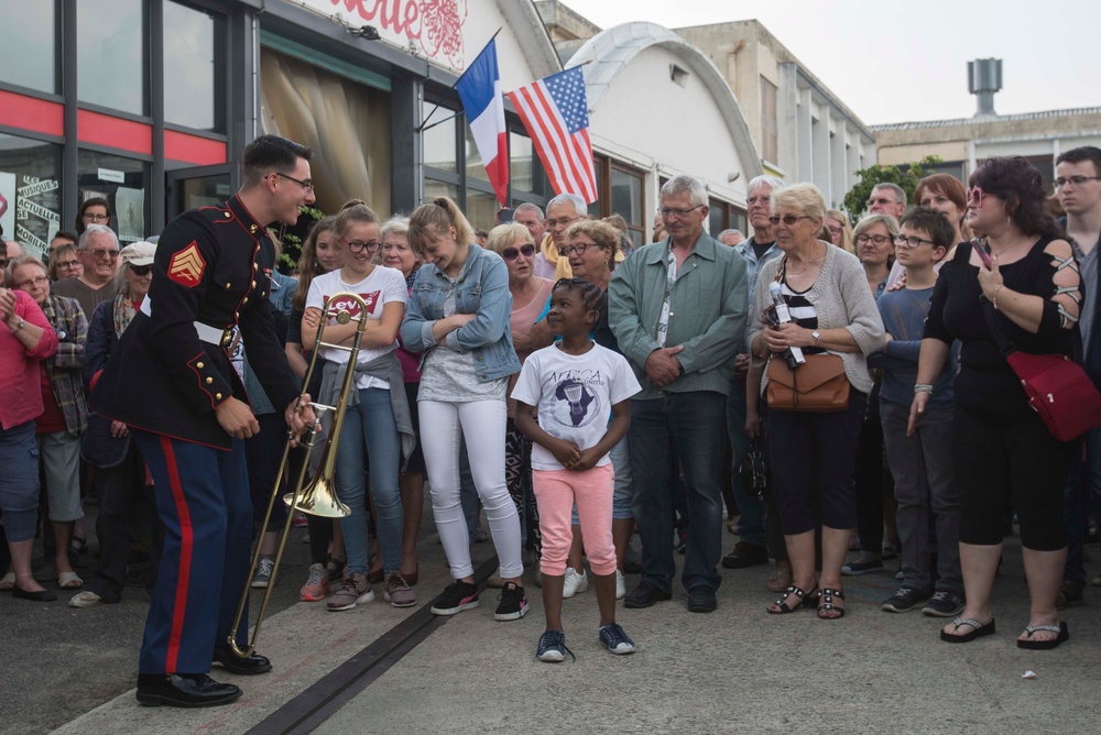 2d Marine Division Band performs at Chateau-Thierry, May 23, 2018