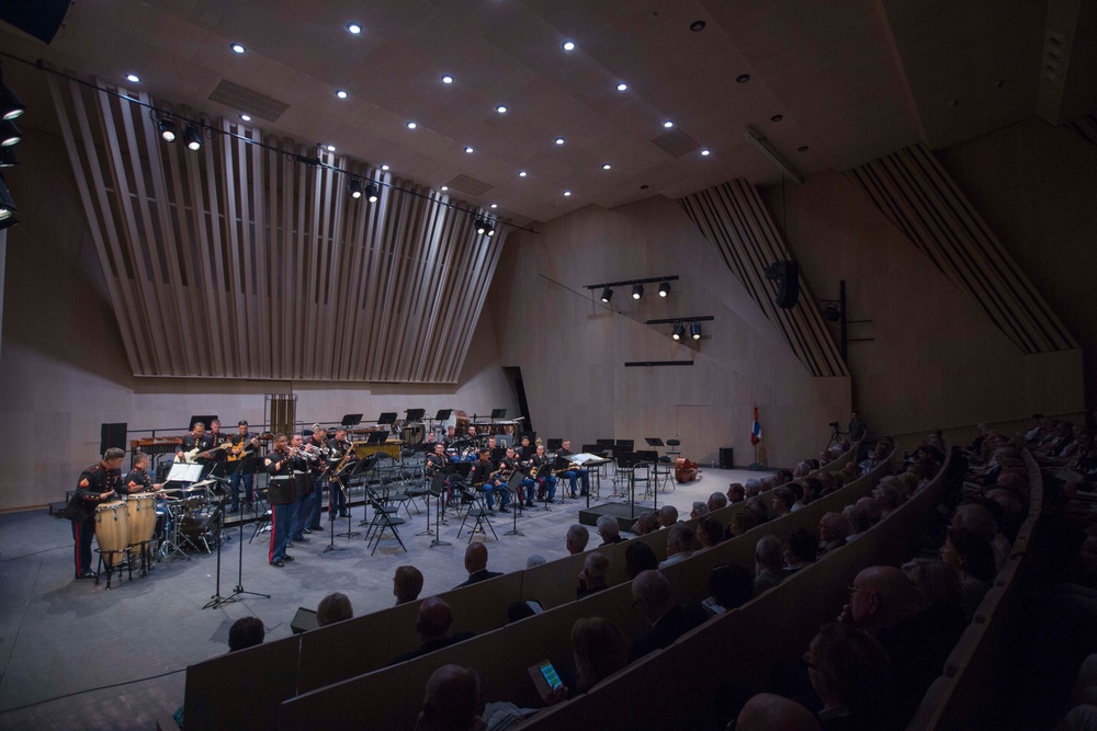 2d Marine Division Band performs at City of Music de la Danse, May 25, 2018