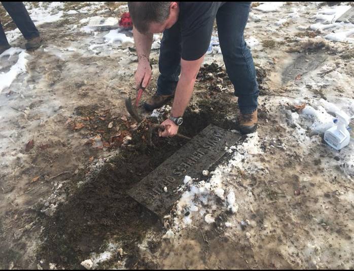 RAF Warrant Officer leads renovation of 1st Lt. Jarvis Offutt’s grave