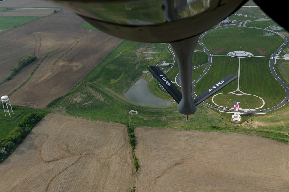 DVIDS Images Memorial Day Flyover [Image 3 of 3]