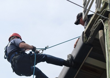 Photo Essay: Hangin' Around