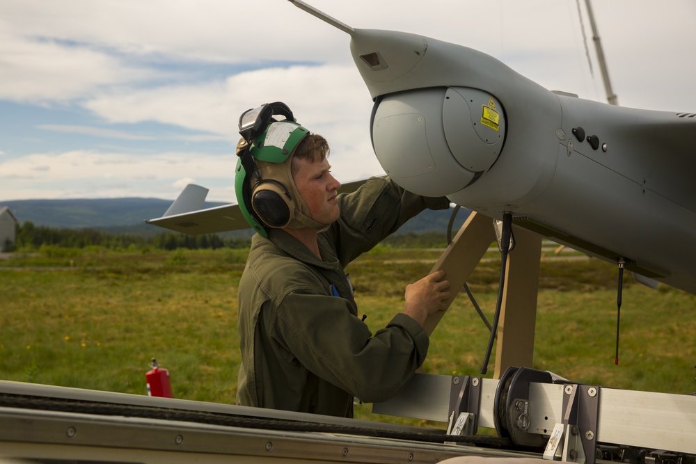 Exercise Frozen Reindeer: VMU-2 Flight Operations