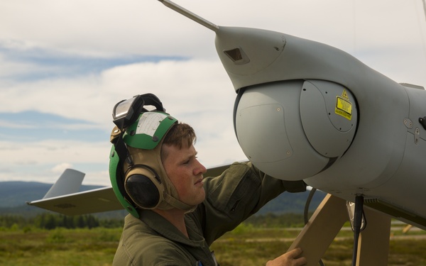 Exercise Frozen Reindeer: VMU-2 Flight Operations