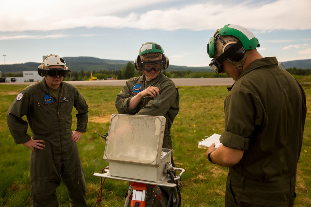 Exercise Frozen Reindeer: VMU-2 Flight Operations