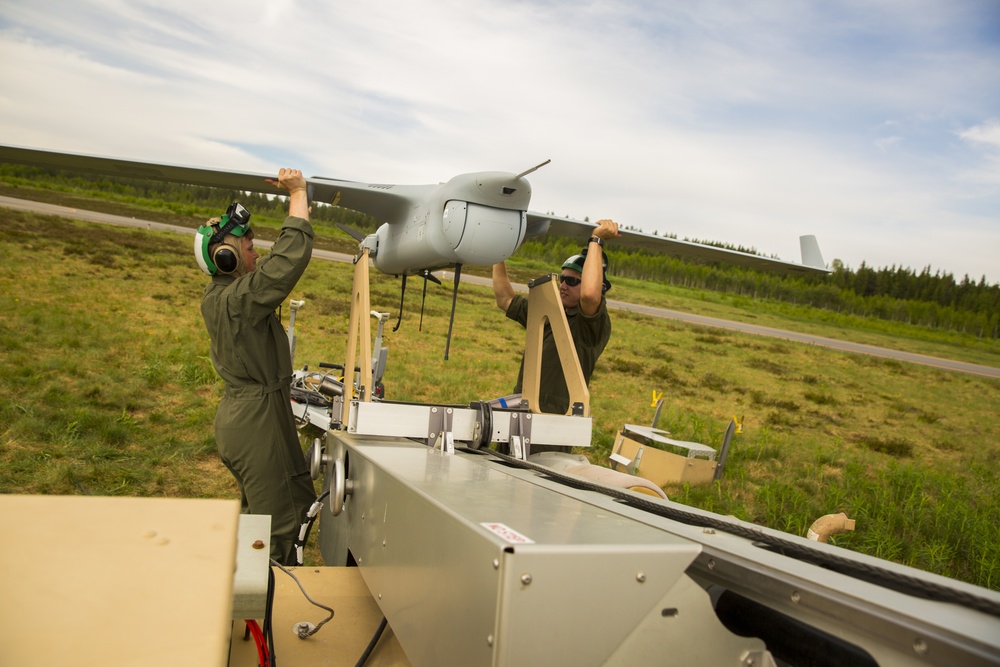 Exercise Frozen Reindeer: VMU-2 Flight Operations