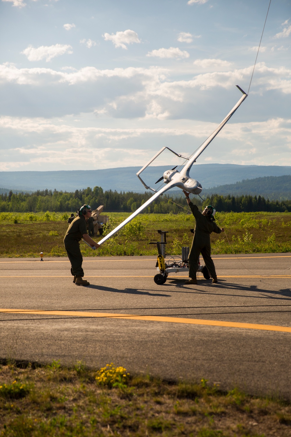 Exercise Frozen Reindeer: VMU-2 Flight Operations