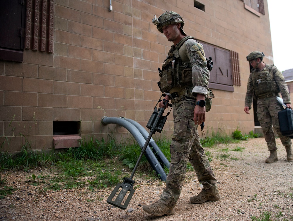 Test for the best: Full Spectrum EOD Warrior Challenge