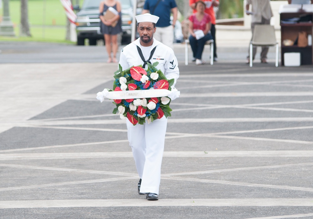 Hawaii governor hosts Memorial Day ceremony