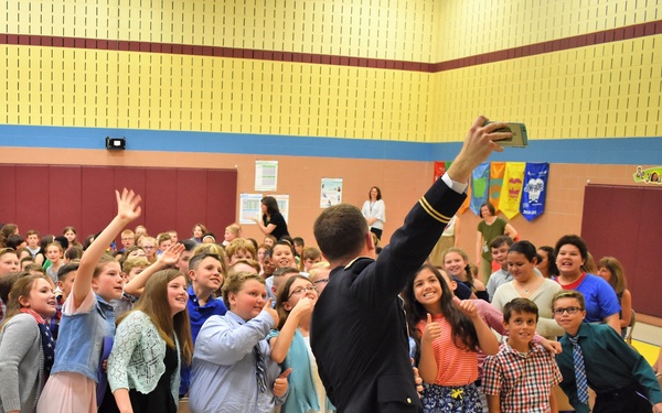 1st AML Officer Speaks with Churchville Elementary “Patriots”