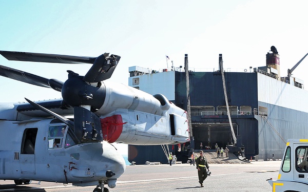 MV-22 Osprey tiltrotor aircraft arrive in the Top End
