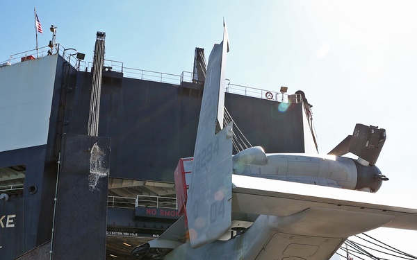MV-22 Osprey tiltrotor aircraft arrive in the Top End