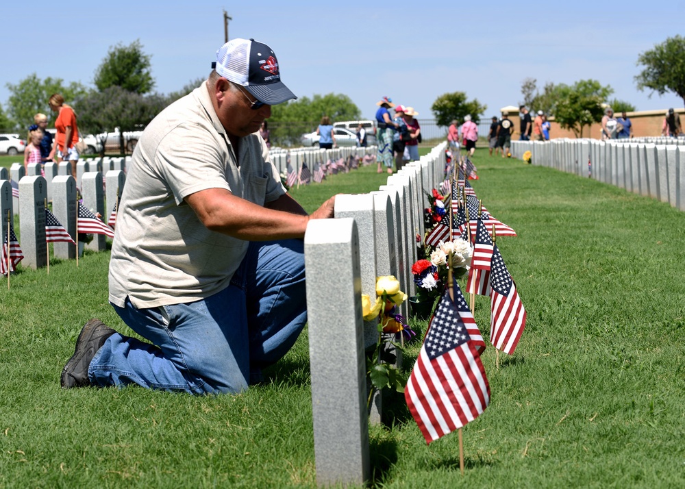 Dyess, Abilene honor fallen service members